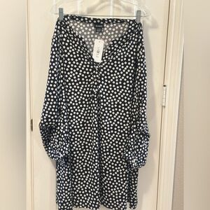 EVANS Women’s Black and White Polka Dot V Neck Blouse Size 4/5X Plus Size NWT